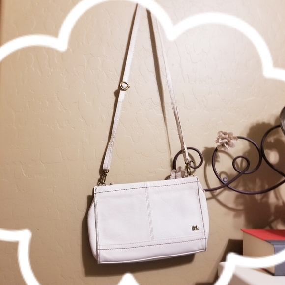 SOLD!-The Sak white leather crossbody bag🌿 - Picture 3 of 7